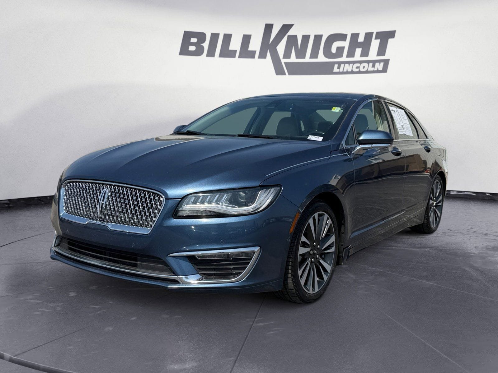 Used 2019 Lincoln MKZ Reserve image 1