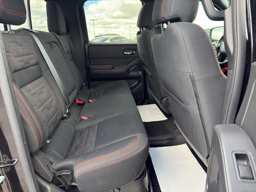 Used 2022 Nissan Frontier PRO-4X AWD/4WD image 14