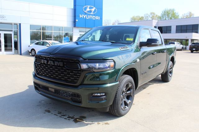 New 2026 RAM 1500 4x4 Crew Cab