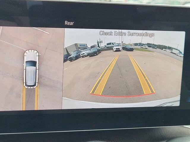 Used 2020 Mercedes-Benz GLC 300 4MATIC image 18