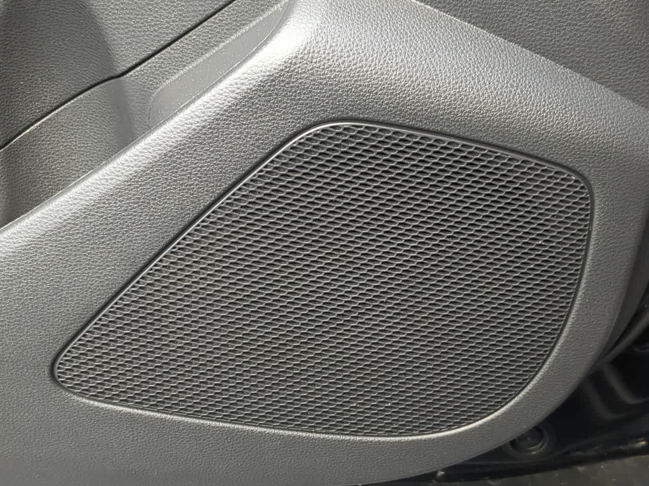 Used 2024 Toyota Corolla Cross L FWD image 29