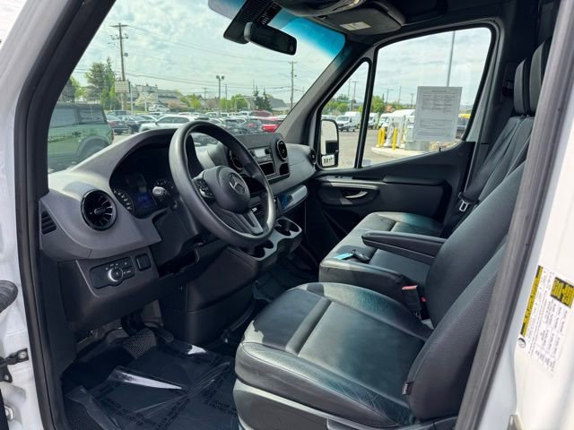Used 2021 Mercedes-Benz Sprinter 2500 image 17