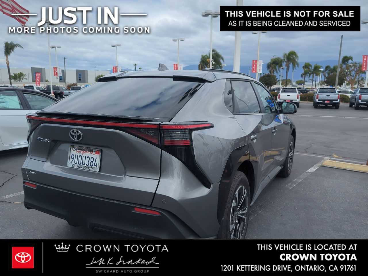 Used 2025 Toyota bZ4X FWD w/ Weather Package image 2