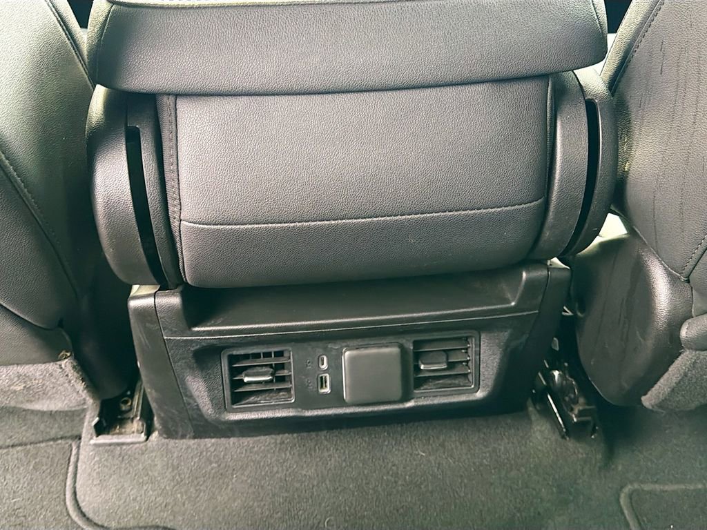 Used 2024 GMC Sierra 1500 SLT image 21