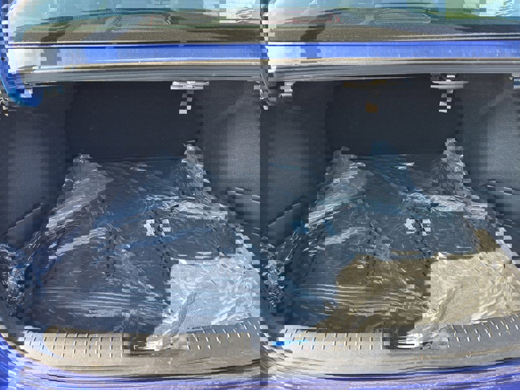 Certified 2024 Hyundai Elantra SE image 21