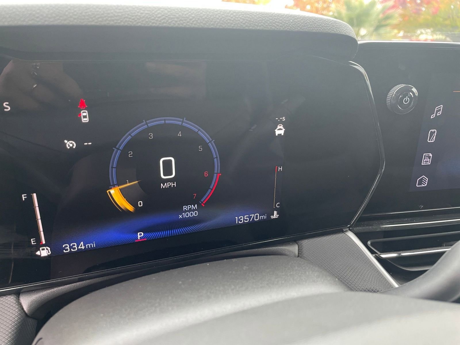 Used 2025 Chevrolet TrailBlazer LT image 38