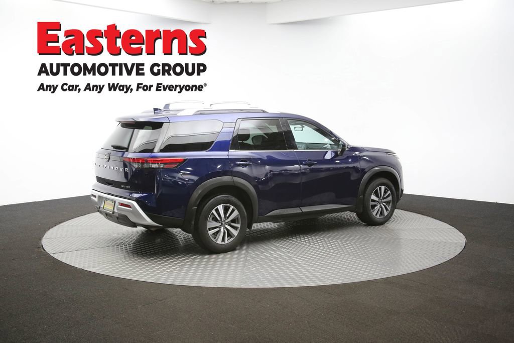 Used 2024 Nissan Pathfinder SL AWD/4WD image 42