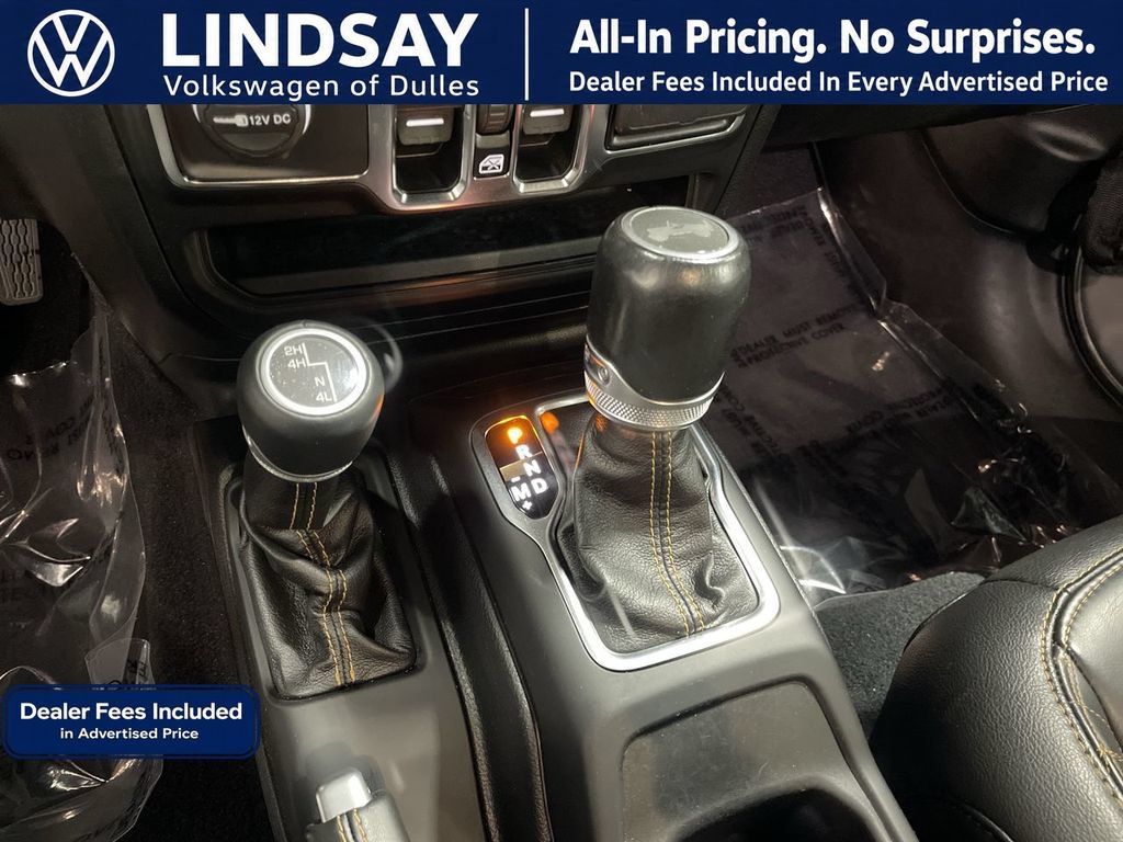 Used 2021 Jeep Wrangler Unlimited Sahara AWD/4WD image 21