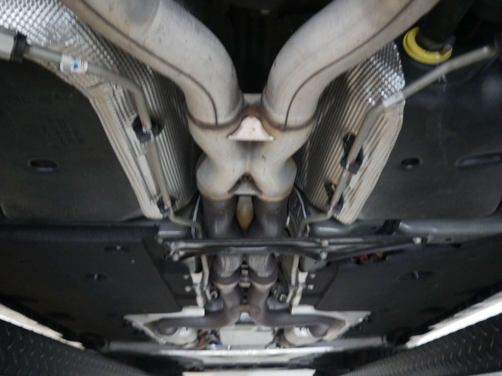 Used 2020 Chevrolet Camaro ZL1 RWD image 94