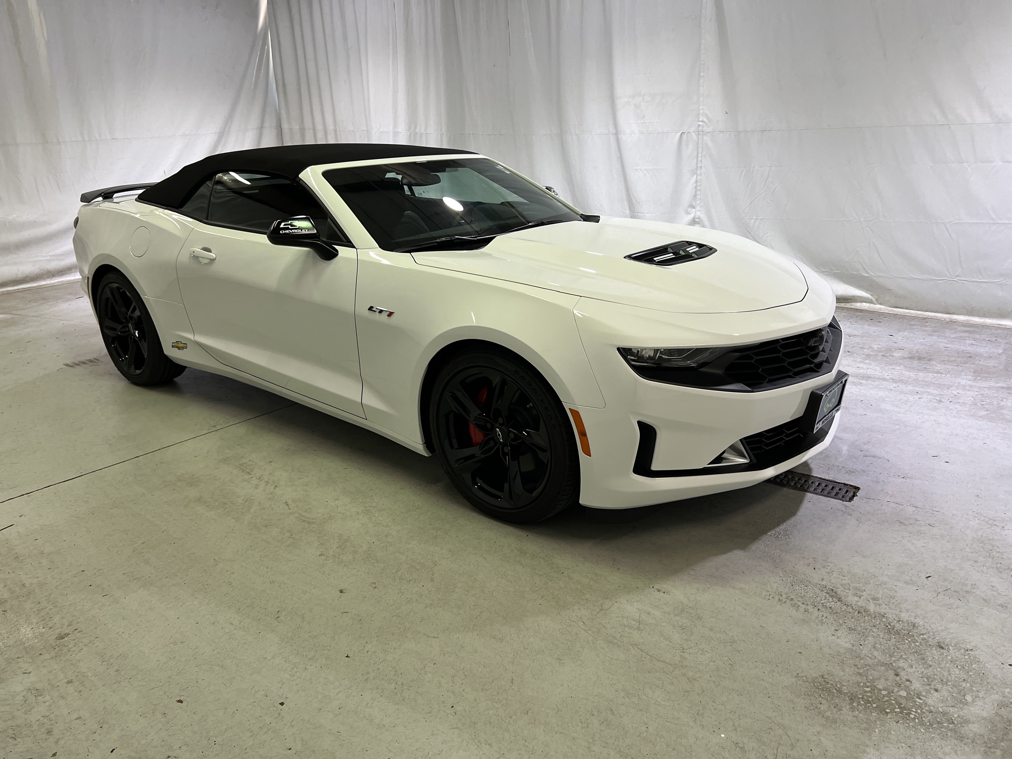 Certified 2023 Chevrolet Camaro LT w/ RS Package RWD image 2
