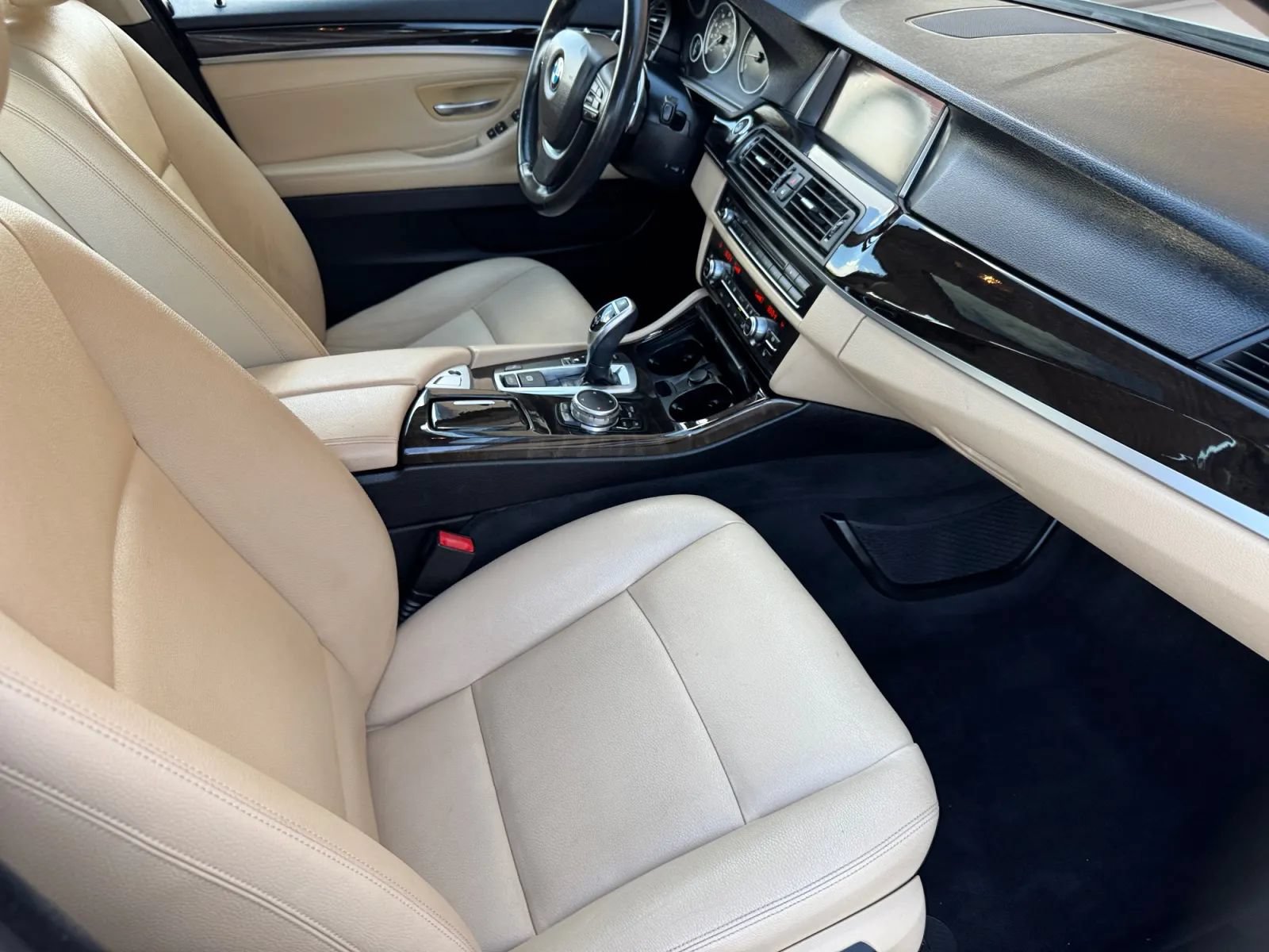 Used 2016 BMW 528i Sedan RWD image 24