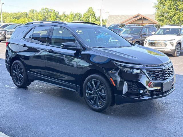 Used 2024 Chevrolet Equinox RS FWD image 2