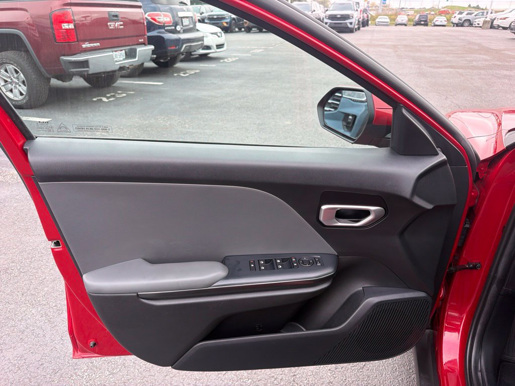 Used 2025 Kia K4 FWD image 26