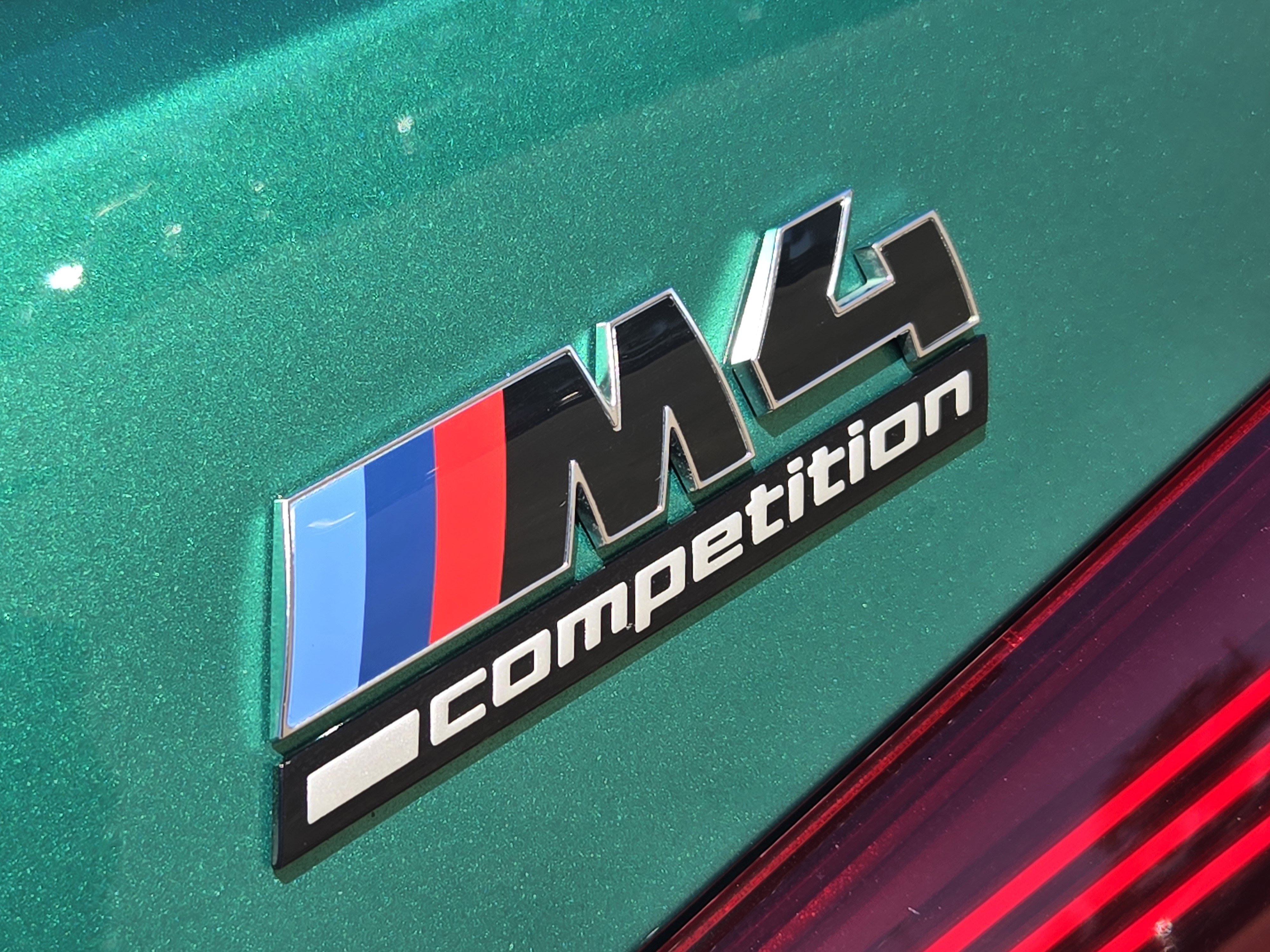 Used 2025 BMW M4 Competition w/ Executive Package image 8