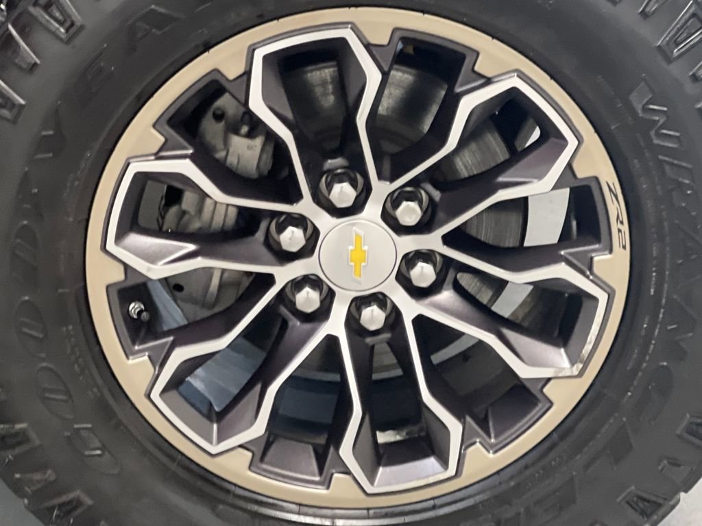 Used 2020 Chevrolet Colorado ZR2 image 47