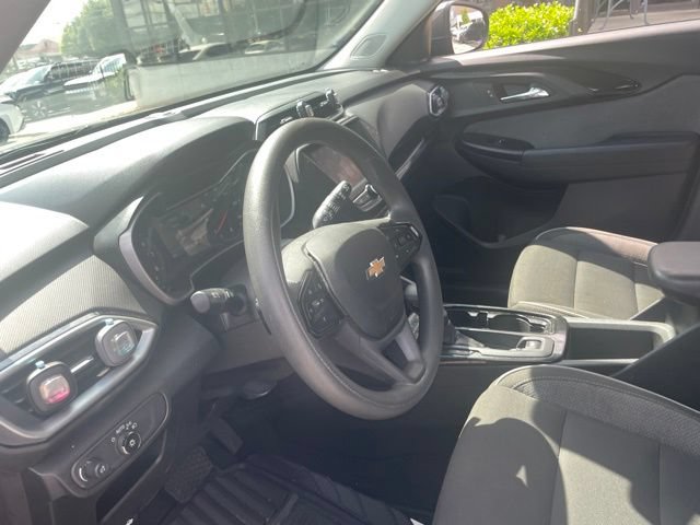 Used 2021 Chevrolet TrailBlazer LS FWD image 15