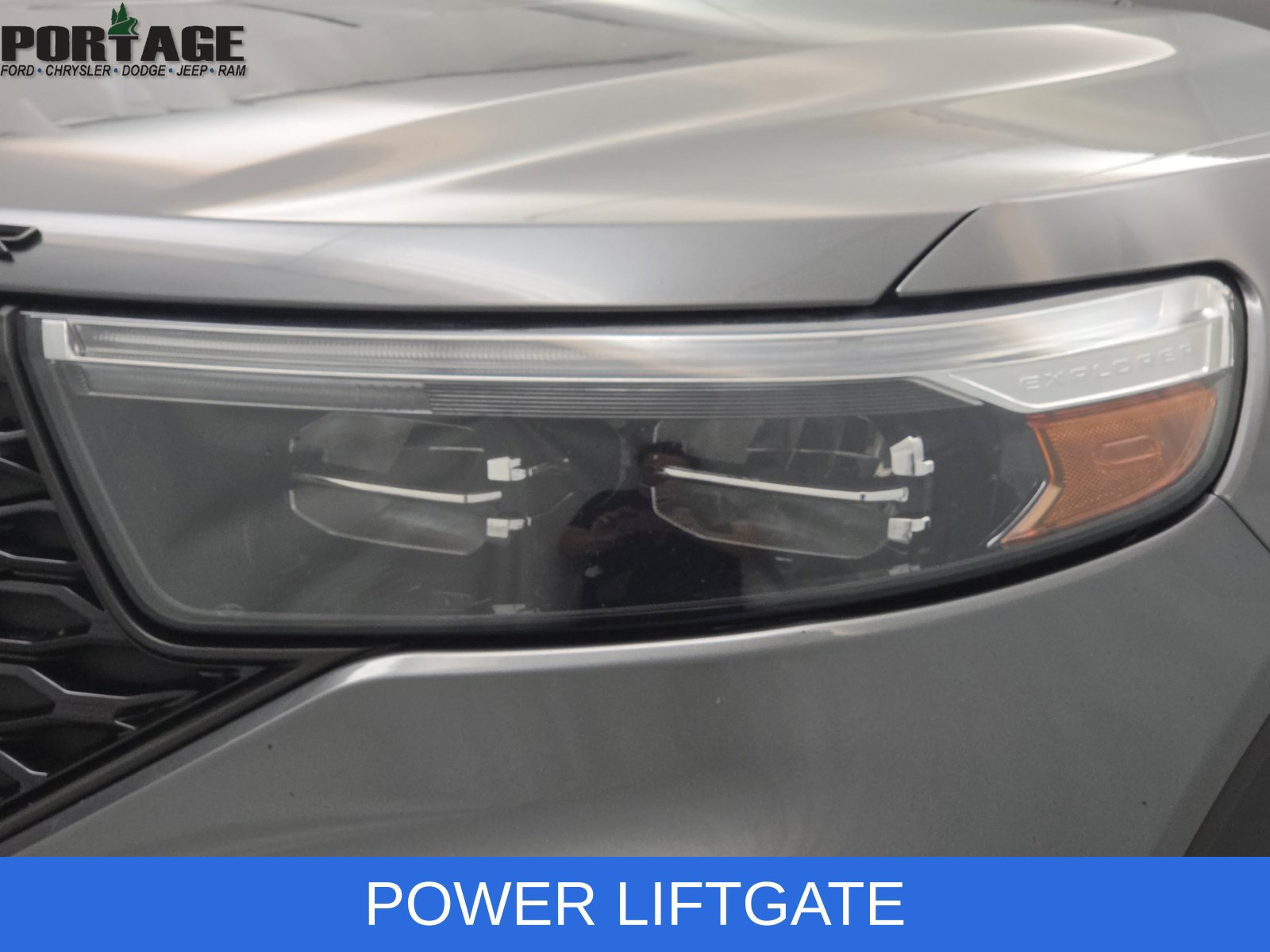 Used 2023 Ford Explorer ST AWD/4WD image 9