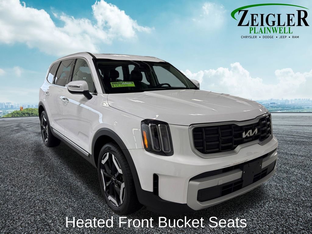 Used 2025 Kia Telluride S image 10