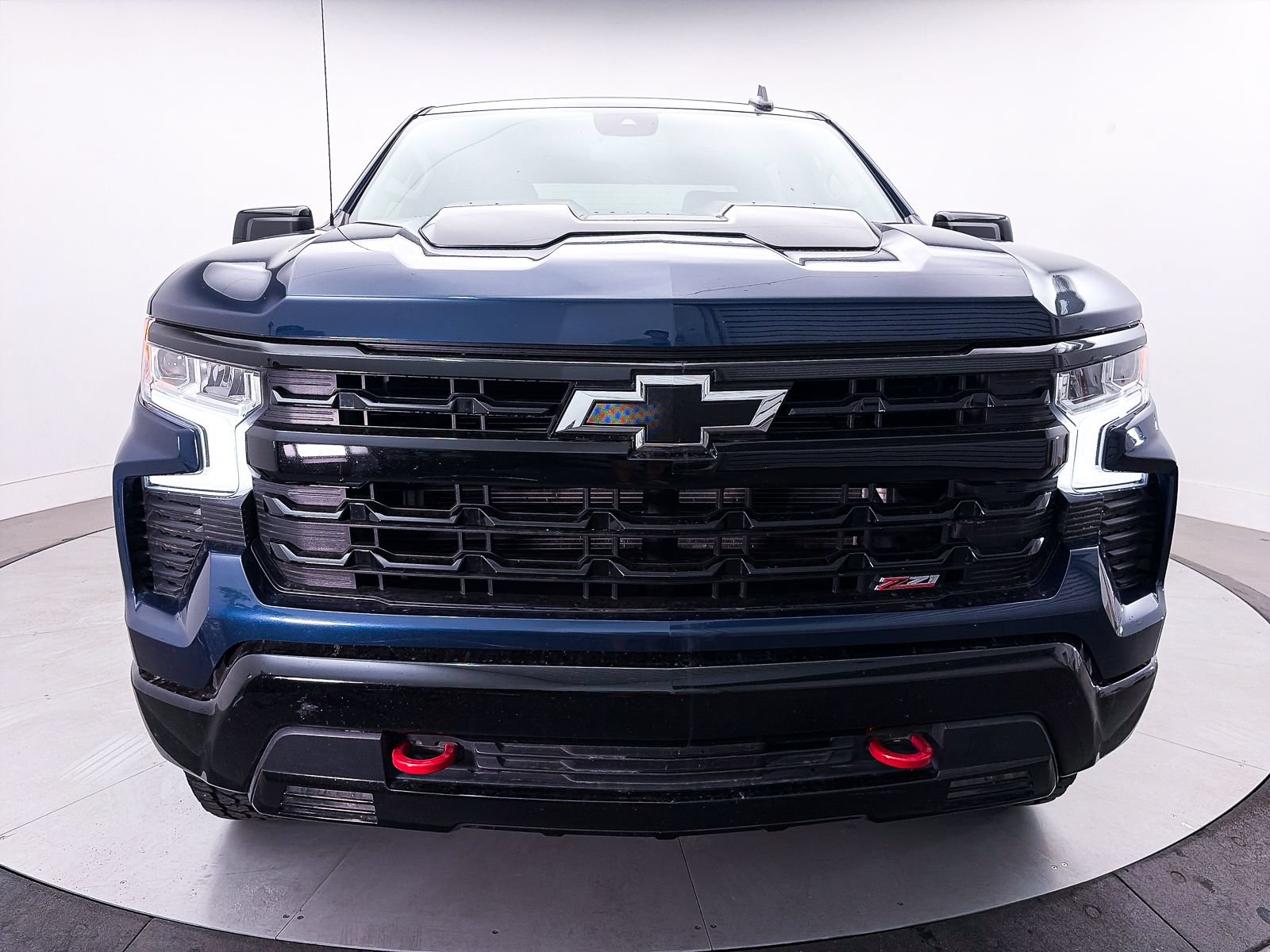 Used 2023 Chevrolet Silverado 1500 LT Trail Boss w/ Protection Package AWD/4WD image 12