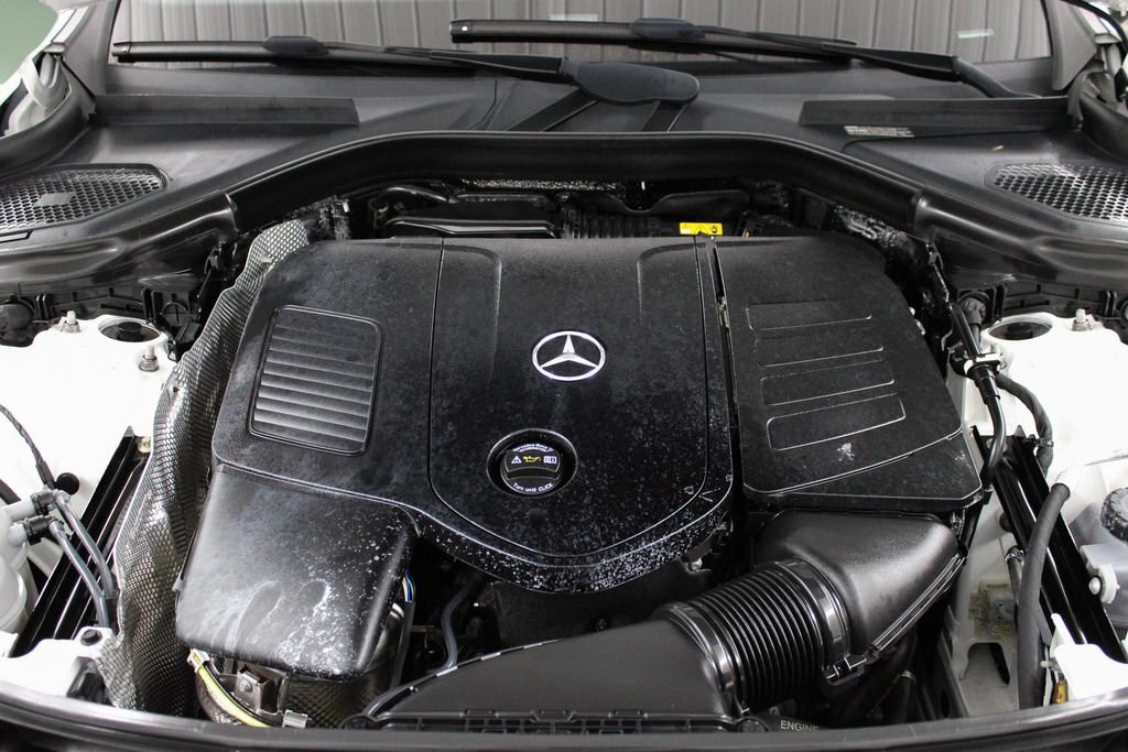 Used 2024 Mercedes-Benz GLC 300 image 40