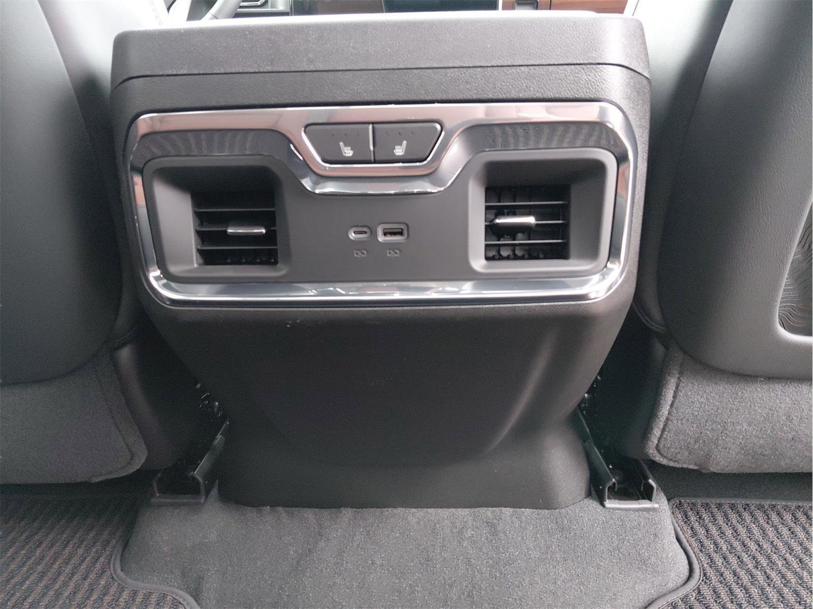 New 2026 GMC Sierra 1500 Denali Ultimate image 28