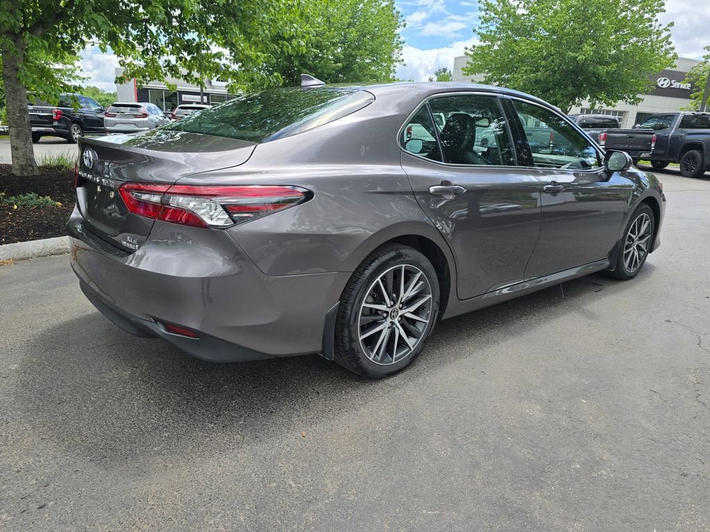 Used 2023 Toyota Camry XLE FWD image 8