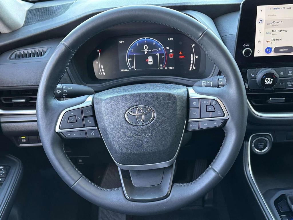 Used 2024 Toyota Grand Highlander Limited image 15