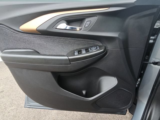 Used 2023 Chevrolet TrailBlazer ACTIV FWD image 26