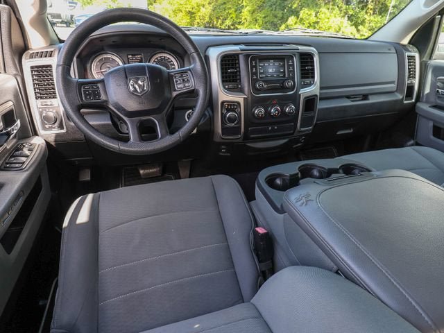 Used 2019 RAM 1500 Classic SLT RWD image 16