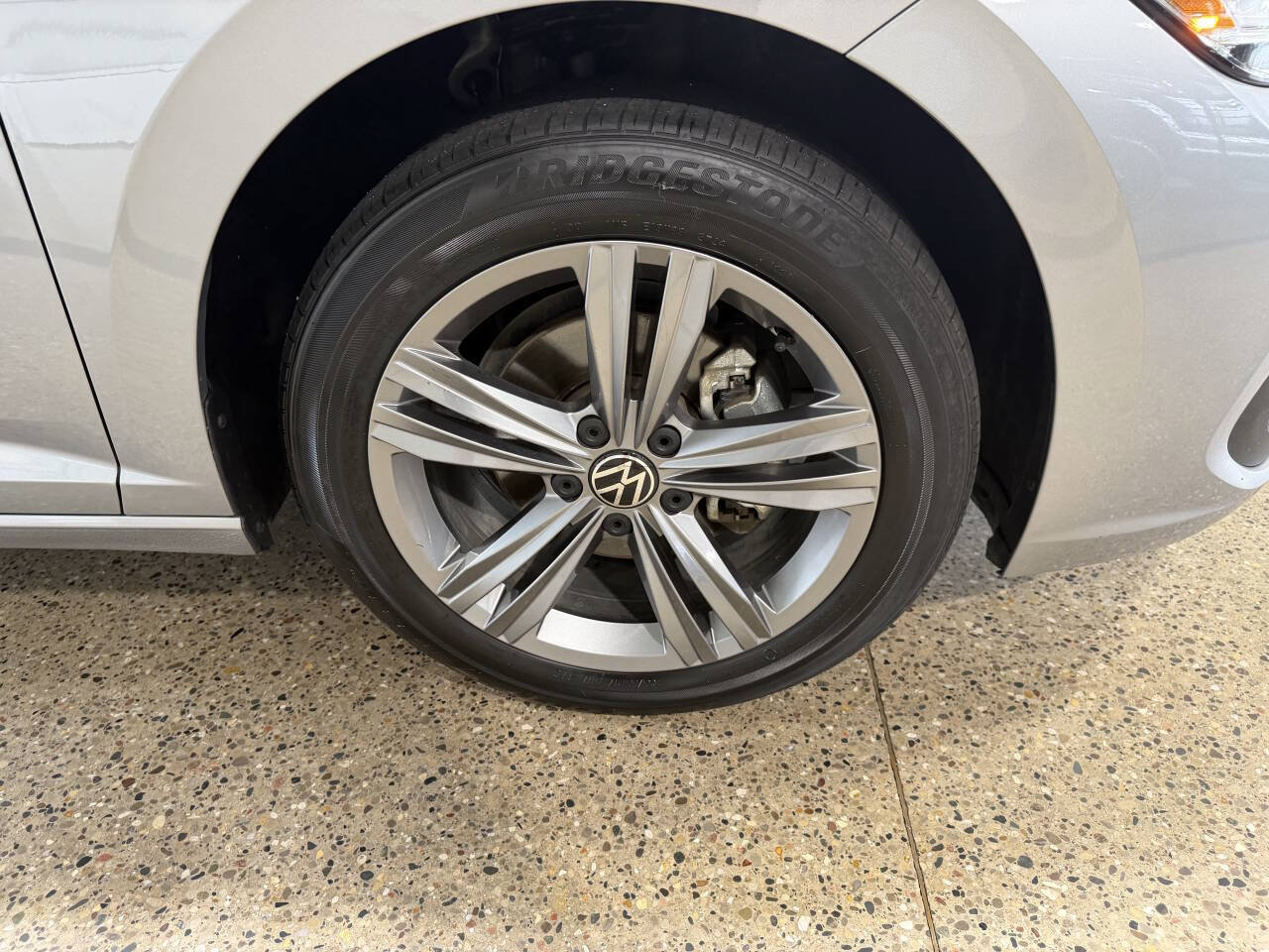 Used 2022 Volkswagen Jetta SE FWD image 28