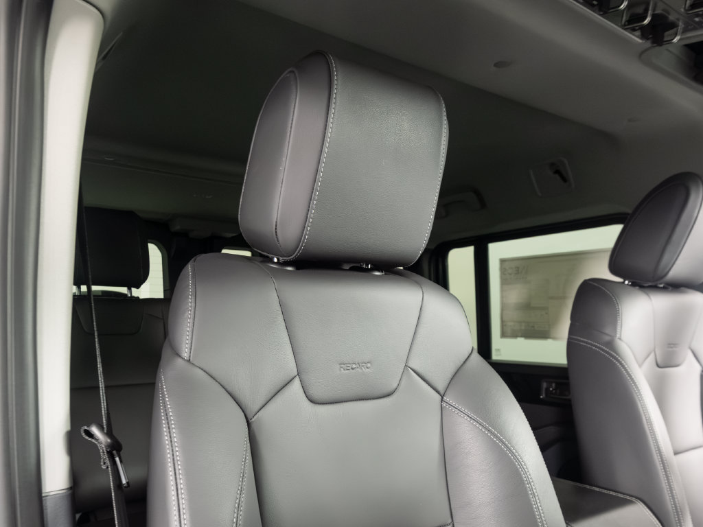 New 2025 INEOS Grenadier Fieldmaster Edition AWD/4WD image 33