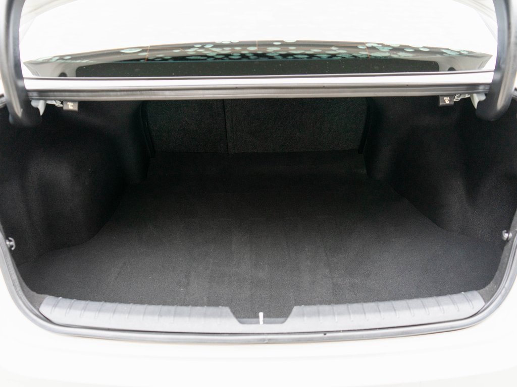 Used 2017 Kia Optima SX image 32