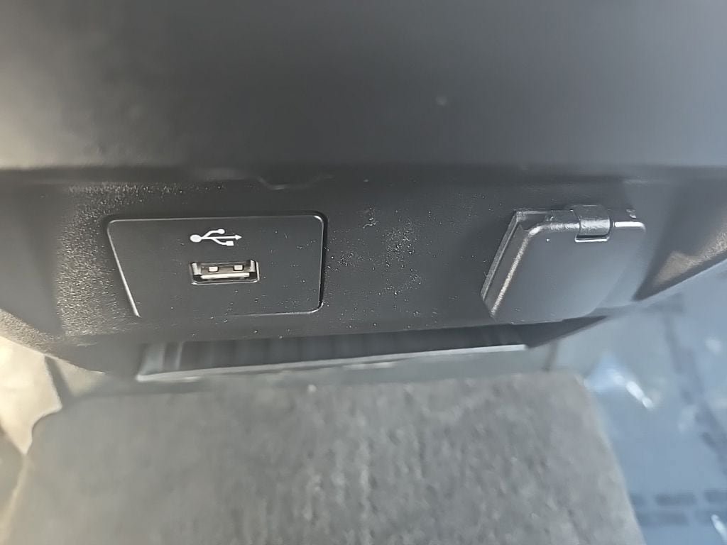 Used 2020 Ford F150 XL w/ Equipment Group 101A Mid AWD/4WD image 18
