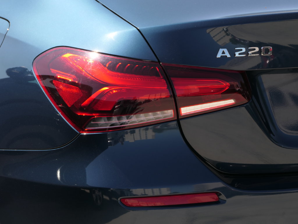 Used 2019 Mercedes-Benz A 220 w/ Premium Package image 5
