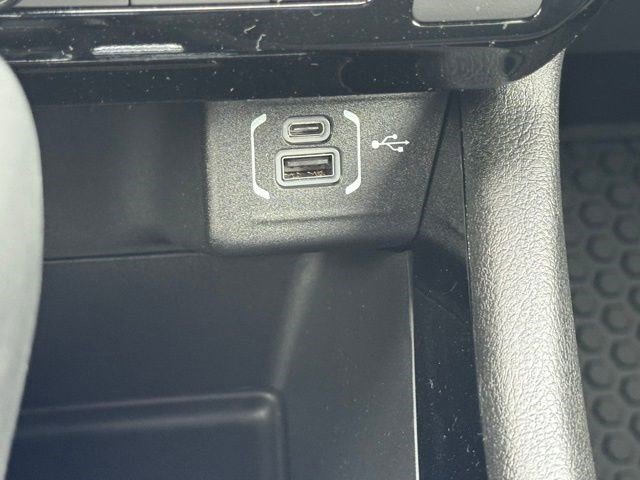 New 2026 Jeep Compass Latitude AWD/4WD image 21