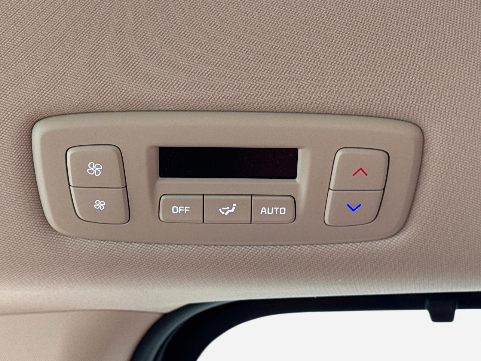 New 2026 Kia Carnival EX FWD image 12