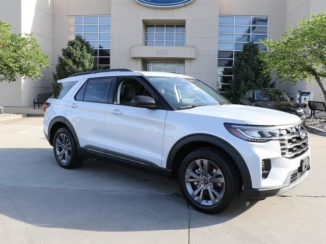 New 2026 Ford Explorer Active w/ Active Comfort Package