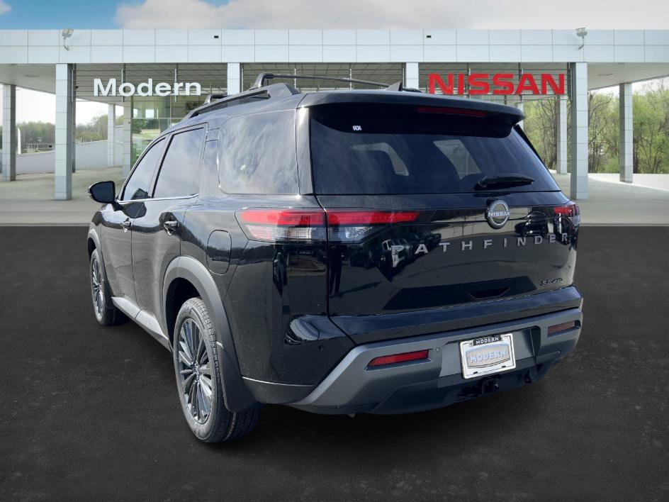 New 2026 Nissan Pathfinder SL image 11