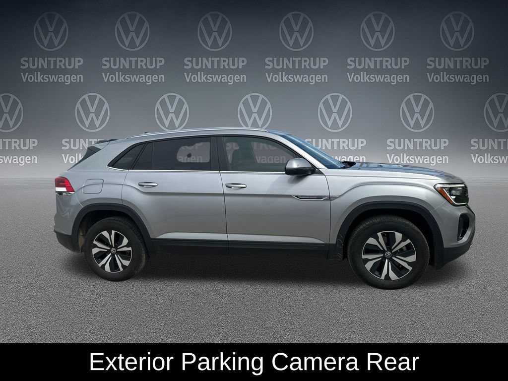Used 2025 Volkswagen Atlas Cross Sport SE AWD/4WD image 7