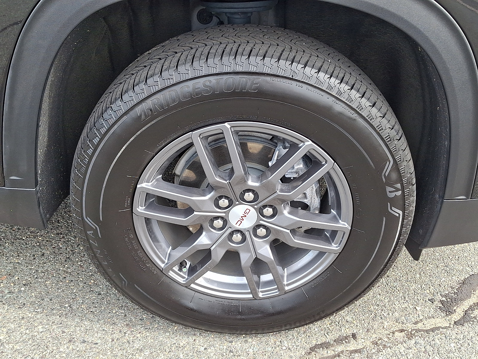 Used 2025 GMC Acadia Elevation AWD/4WD image 9