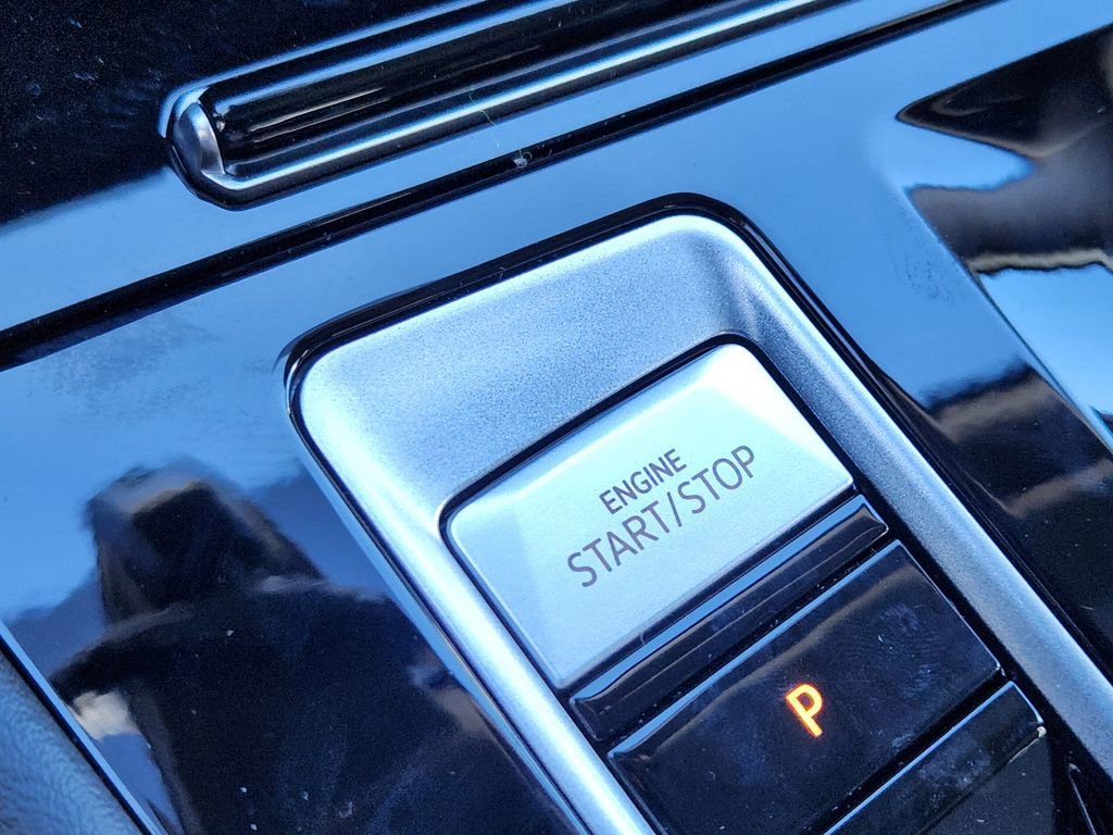 New 2026 Volkswagen Atlas SEL Premium R-Line image 15