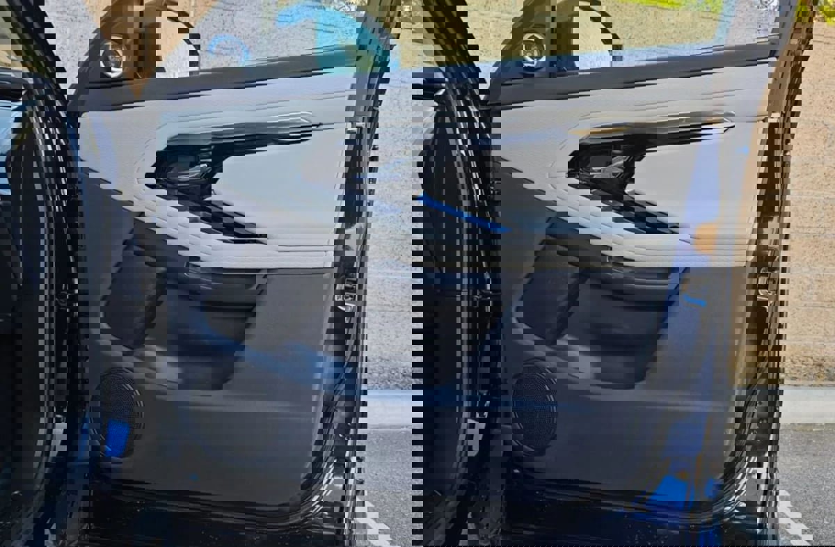 Used 2021 Land Rover Range Rover Evoque S image 43