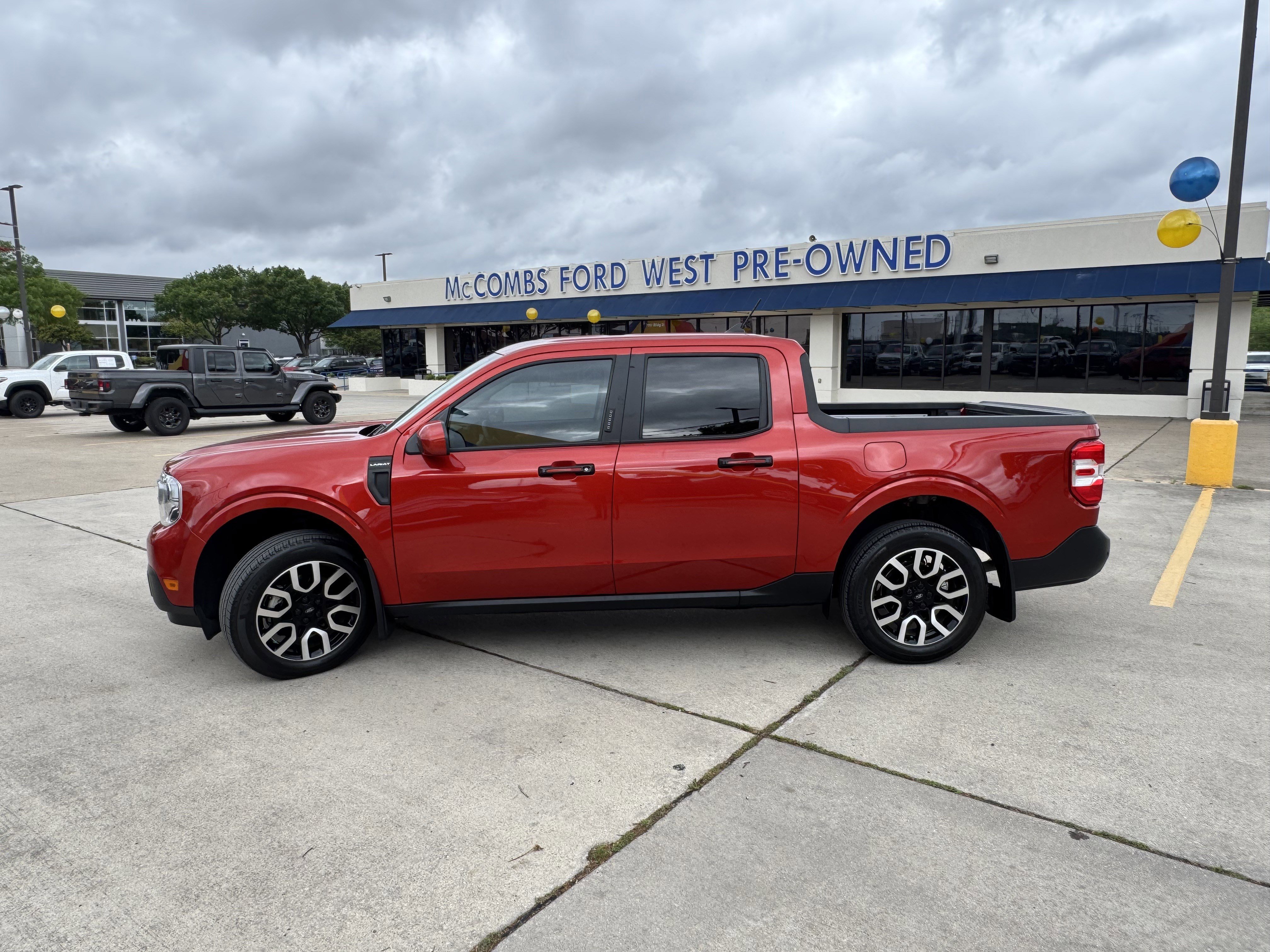 Certified 2022 Ford Maverick Lariat w/ Lariat Luxury Package image 11