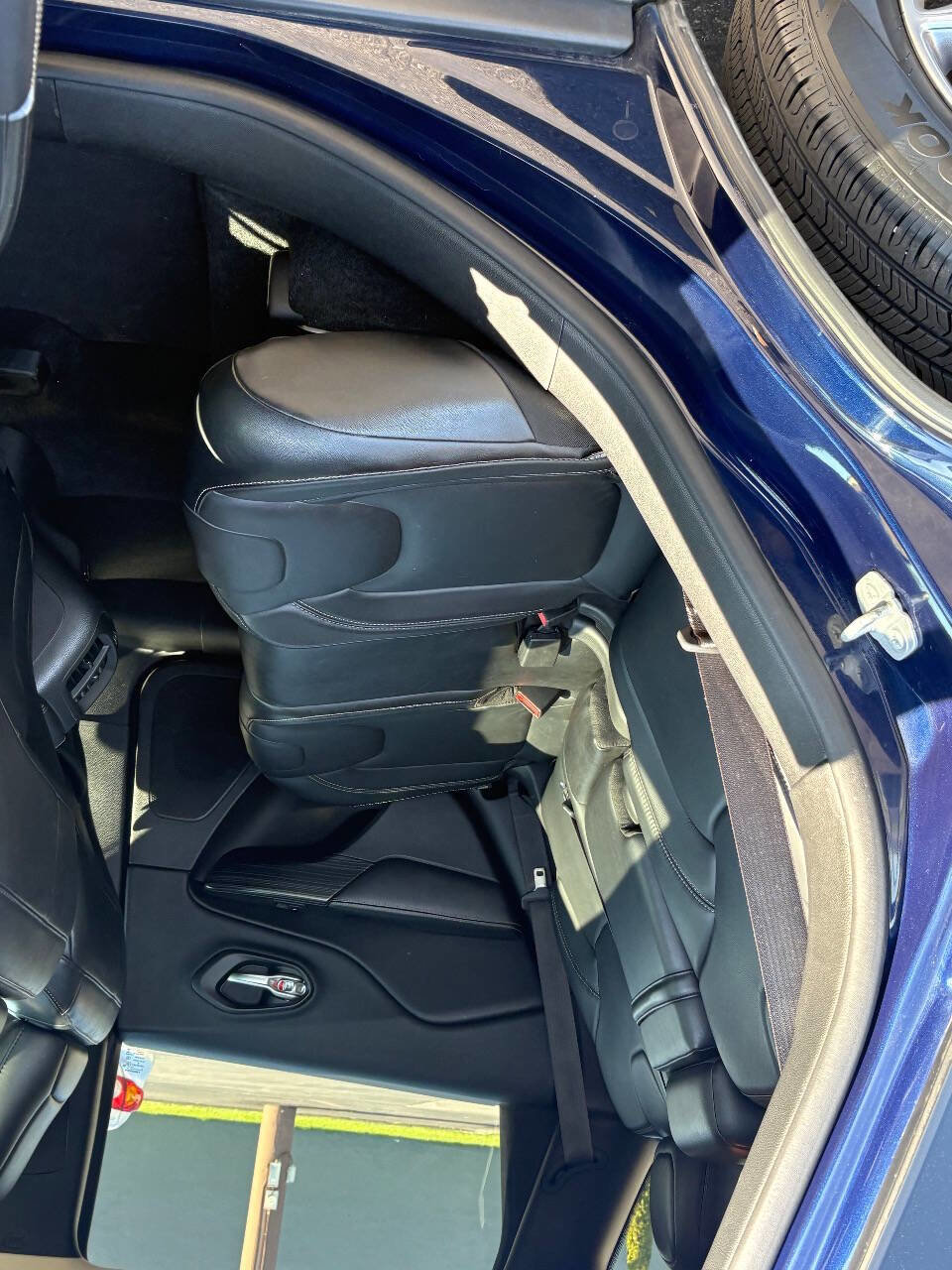 Used 2014 Jeep Cherokee Limited image 28