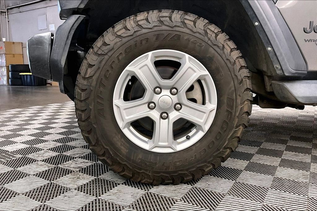 Used 2021 Jeep Wrangler Unlimited Sport AWD/4WD image 8