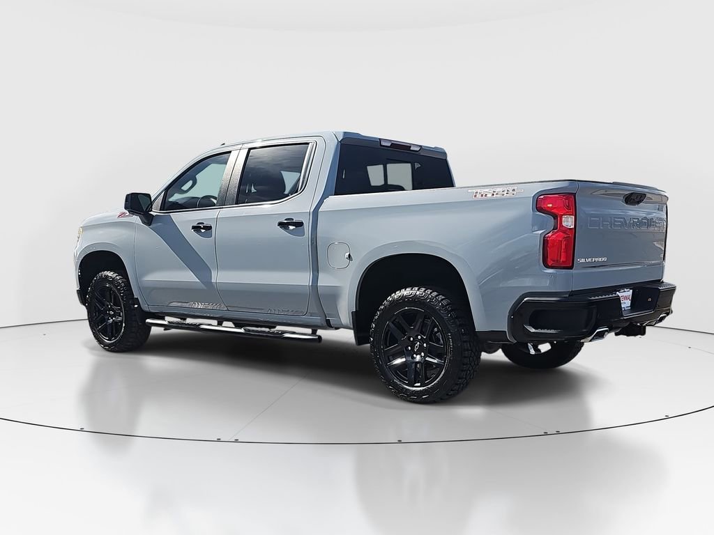 Used 2024 Chevrolet Silverado 1500 LT Trail Boss w/ LT Trail Boss Premium Package image 7