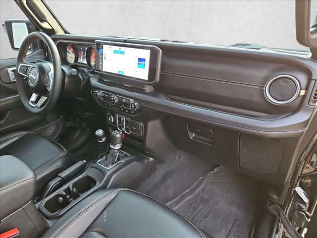 Used 2024 Jeep Wrangler Unlimited Sahara w/ Safety Group AWD/4WD image 21