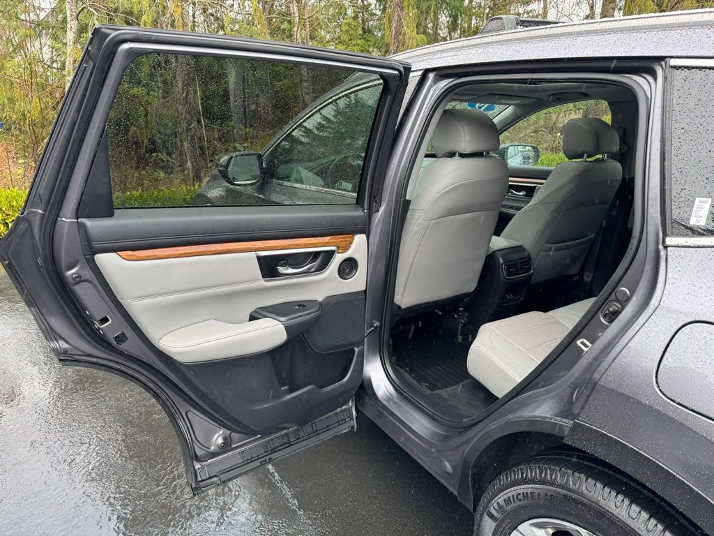 Used 2019 Honda CR-V Touring image 7