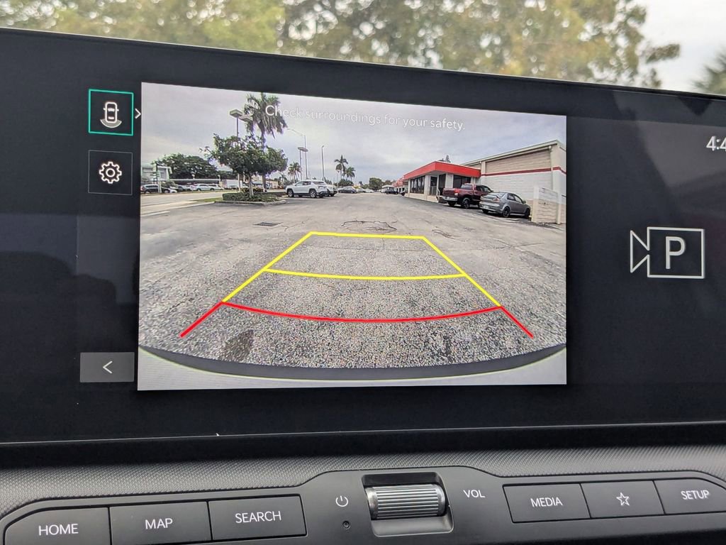 Used 2025 Kia K4 LXS image 18