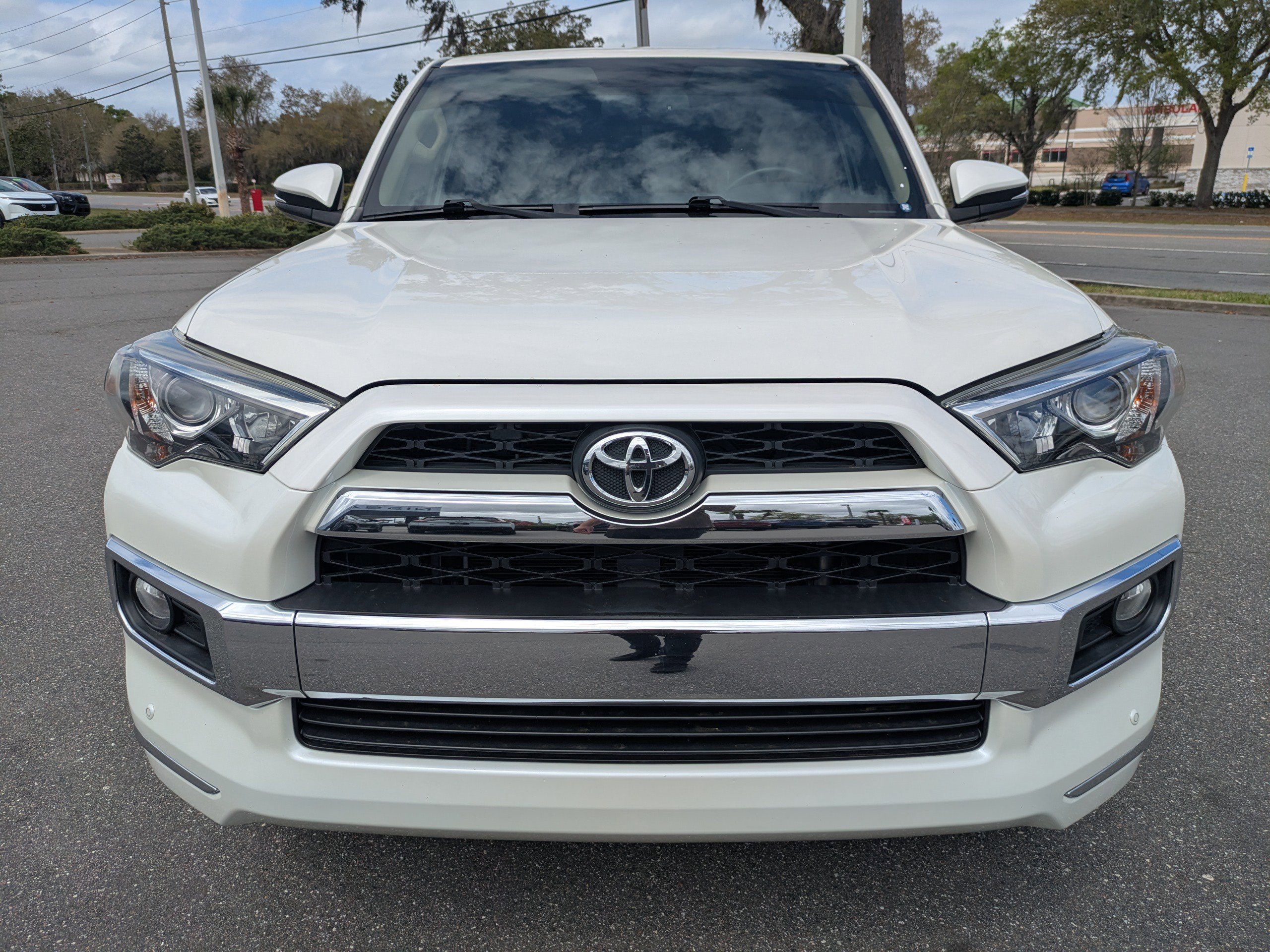 Used 2018 Toyota 4Runner Limited image 8
